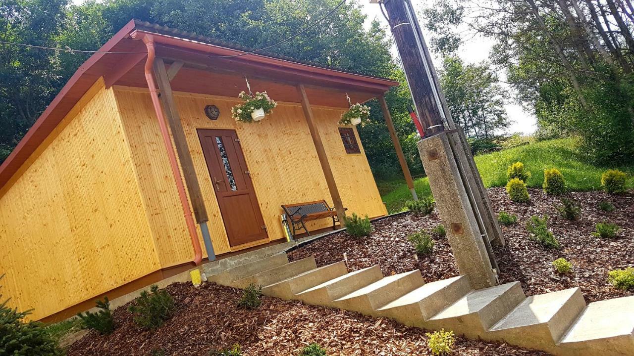 Chatka Na Hranici Circ Exterior photo